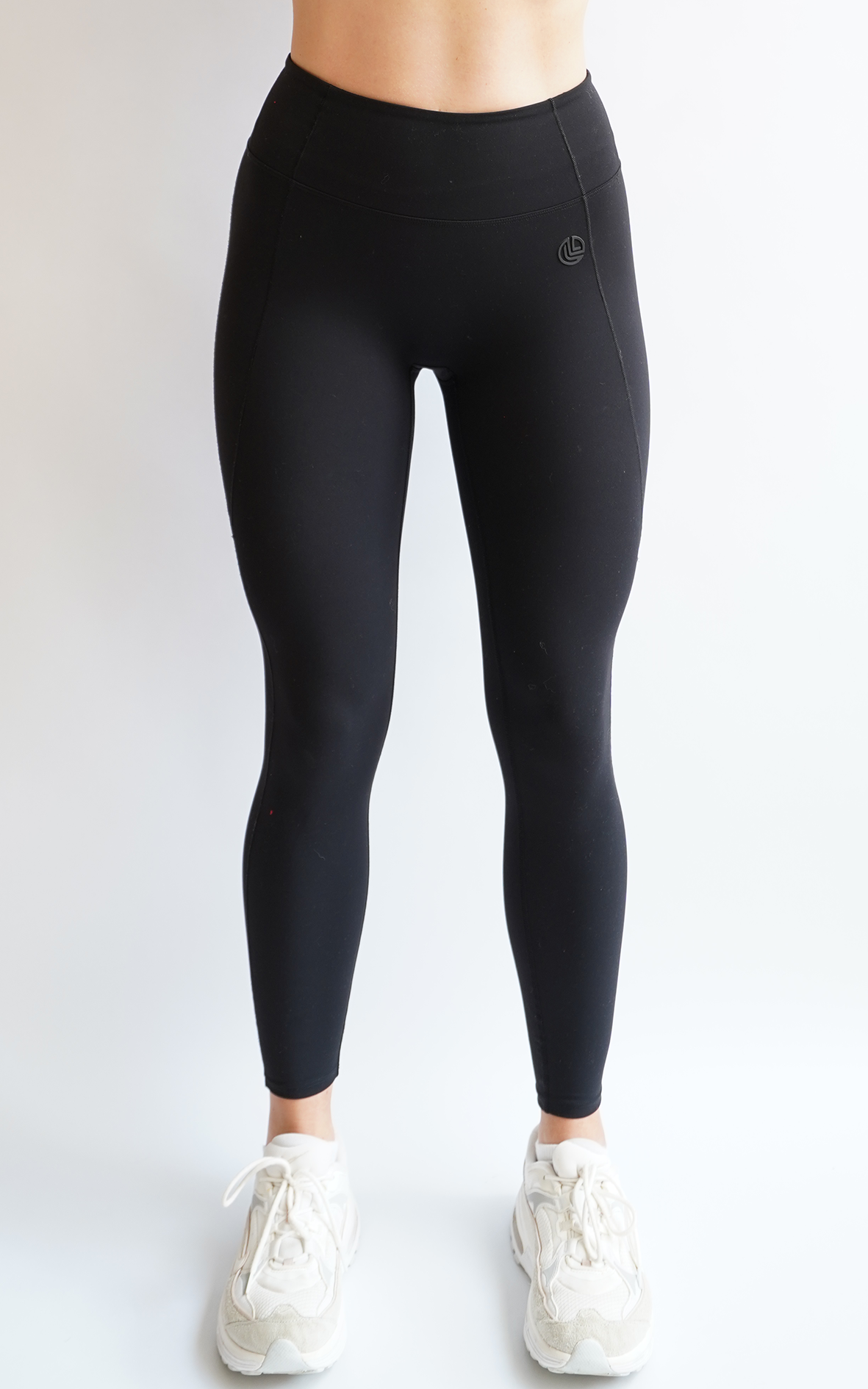 Elevate Leggings (Carbon Black)